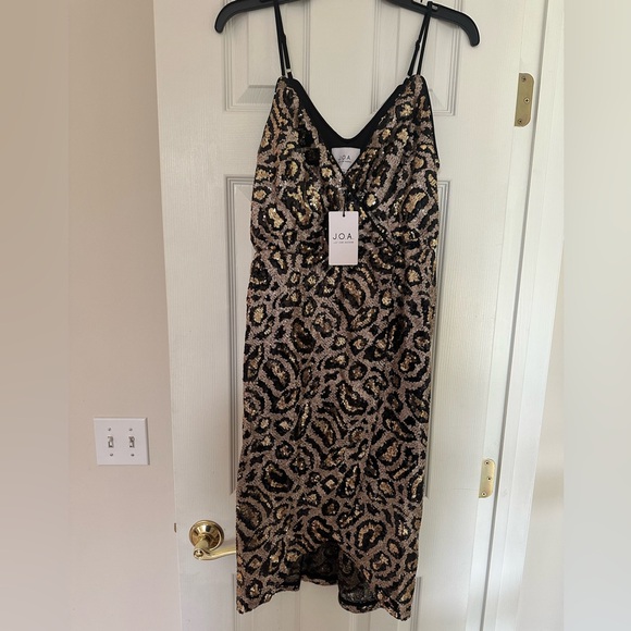 J.O.A. Sequin leopard Slip Dress Size S - Picture 7 of 7